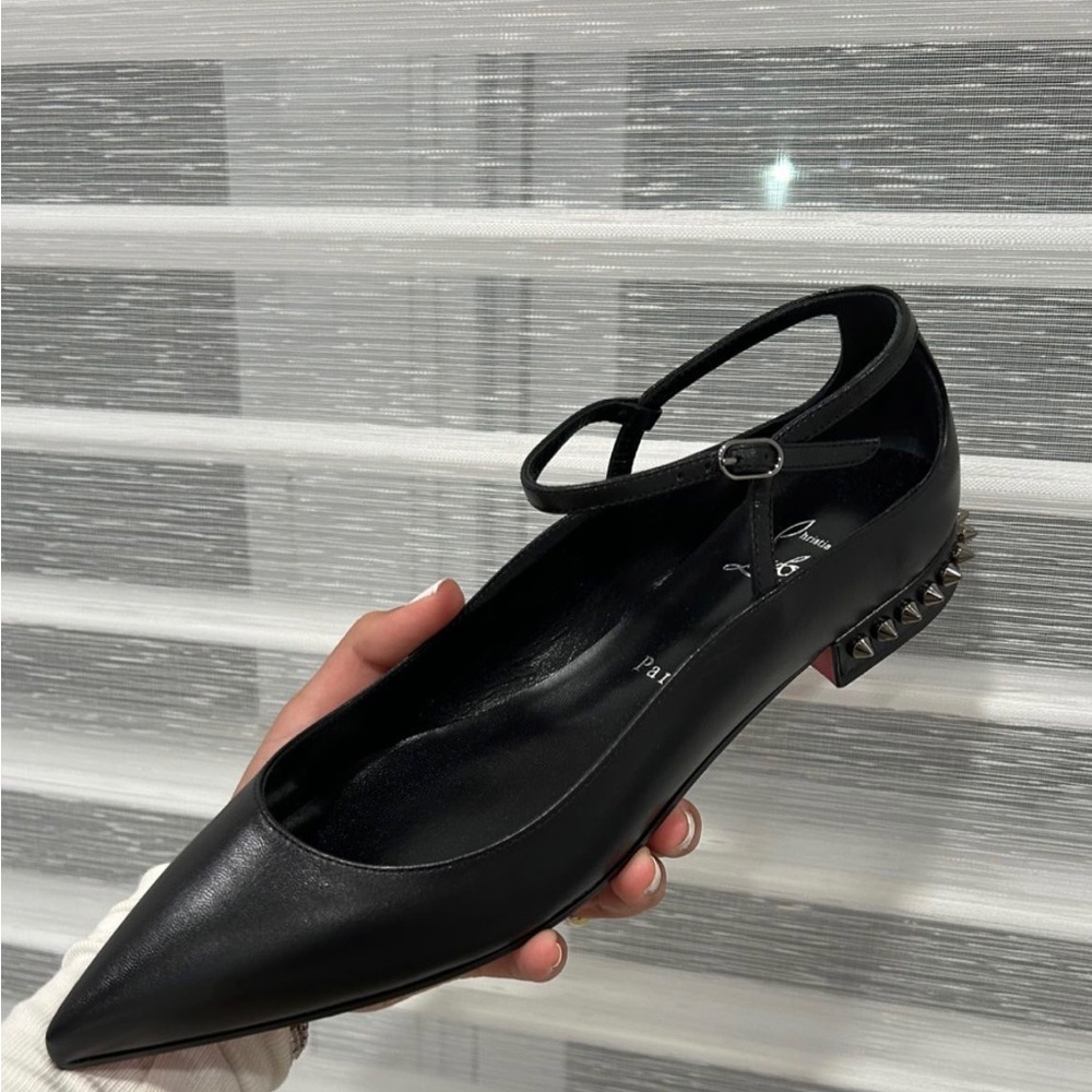 CHRISTIAN LOUBOUTIN FLATS